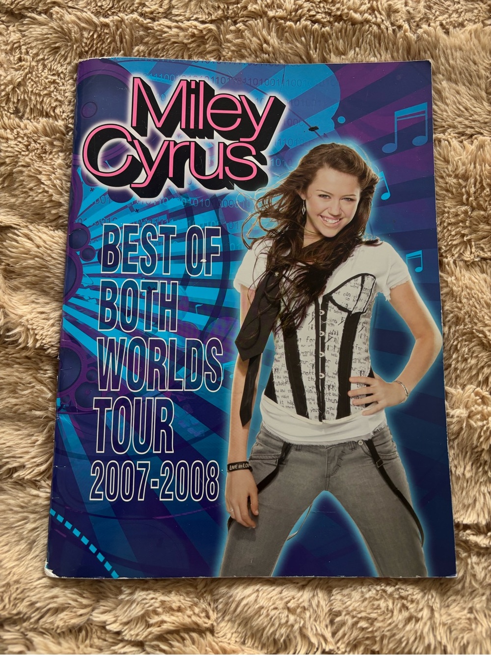 Signed Miley Cyrus Best of Both Worlds Tour 2007-2008 Tour Program - Blue Cover